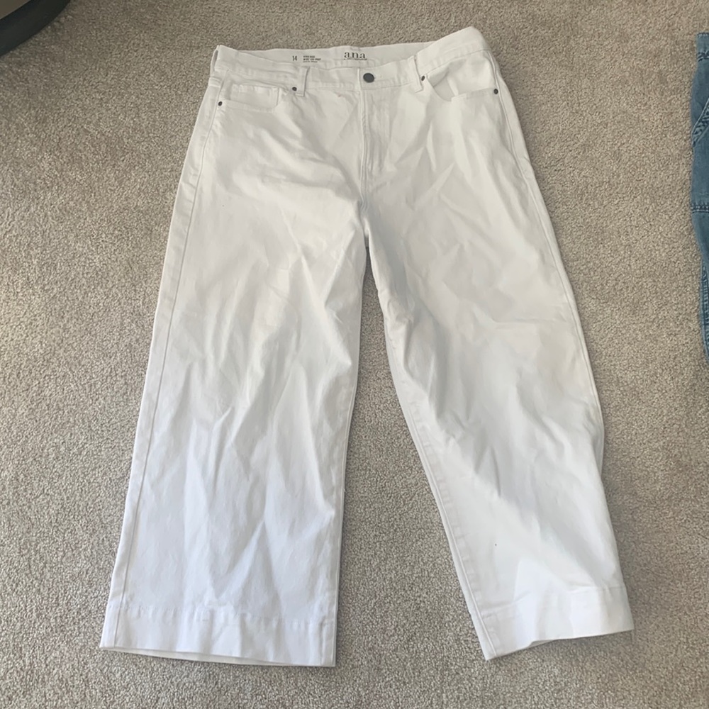 ANA WHITE rise wide leg crop size 14!